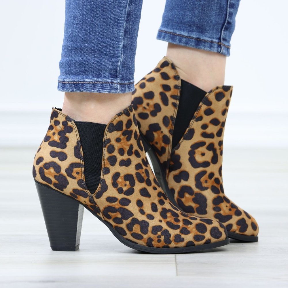 Leopard Ankle Boots High Heel Suede Booties Chelsea Cone Synthetic Pointed Toe - Picture 3 of 11